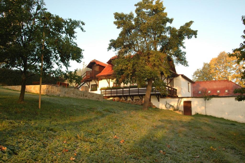 Penzion Dvur Obora  Exterior photo